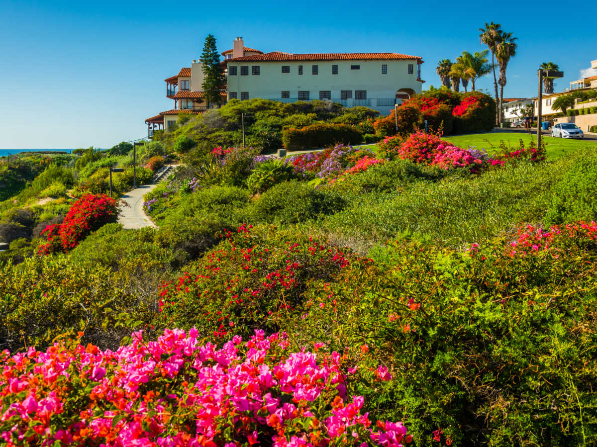 Clear blue sky over San Clemente