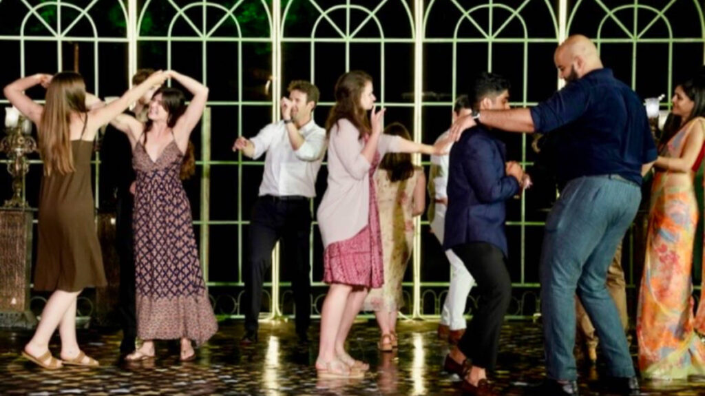 People dancing at the cocktail party