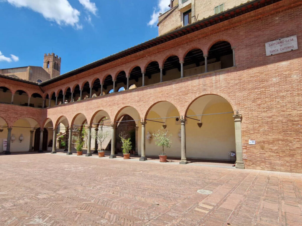 View of the archways and windows around Santuario Casa di Santa Caterina