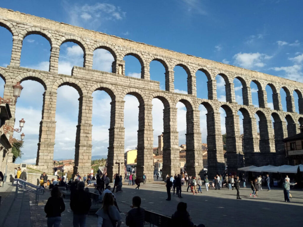 Crowd at the aqueduct in Segovia