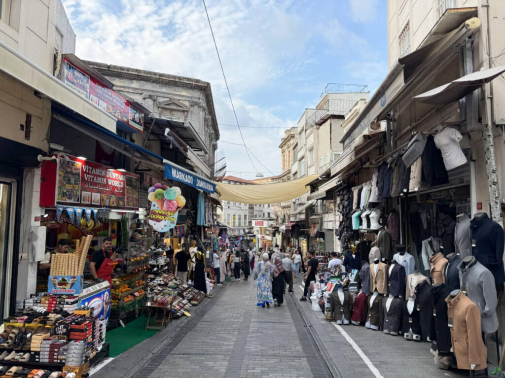 The shops along the streets of Eminönü