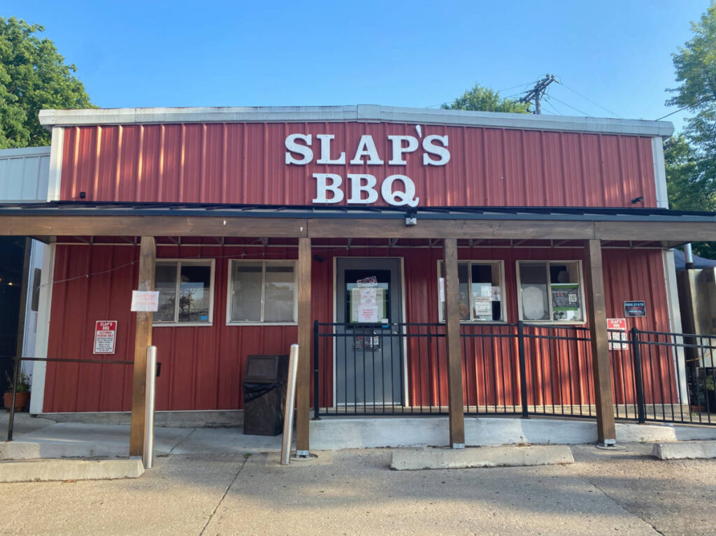 Facade of the Slap’s BBQ