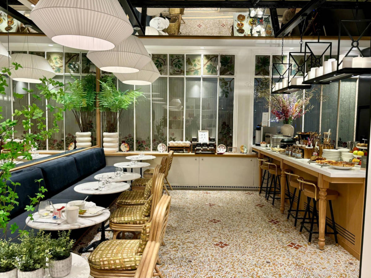 View of the interior of the dining hall of