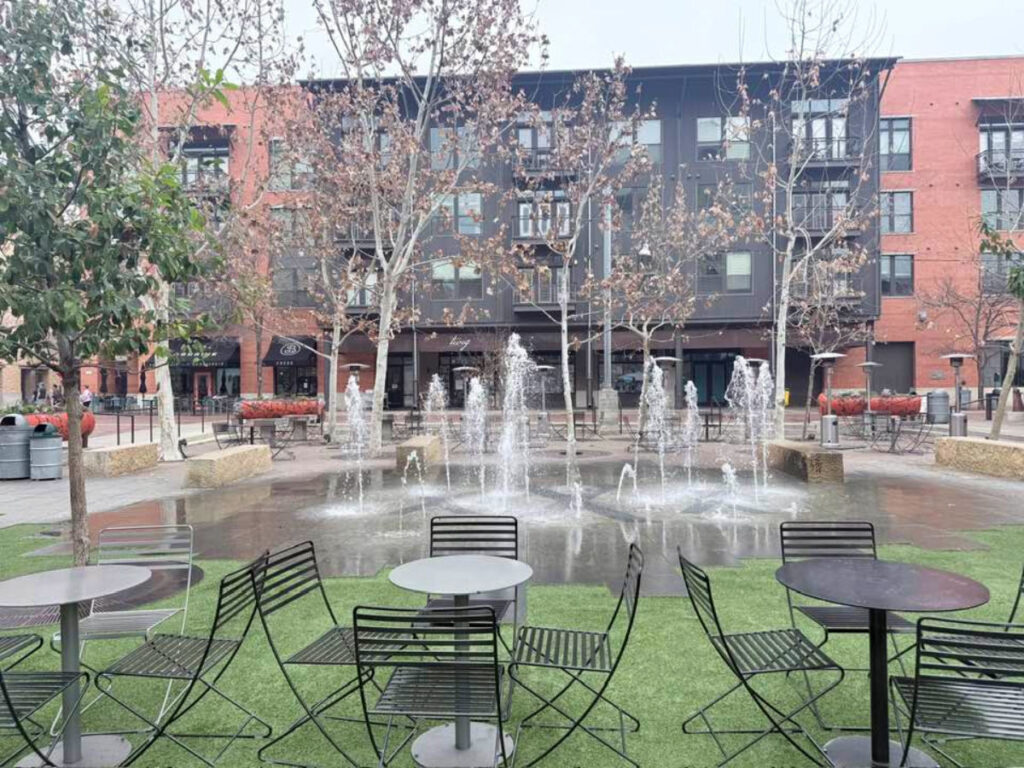 The water fountains at the Pearl