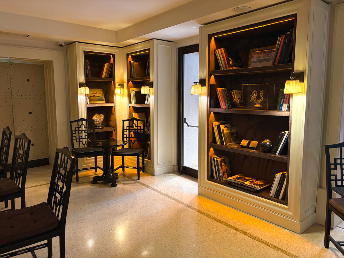 The bookshelves at the small library in Splendid Venice