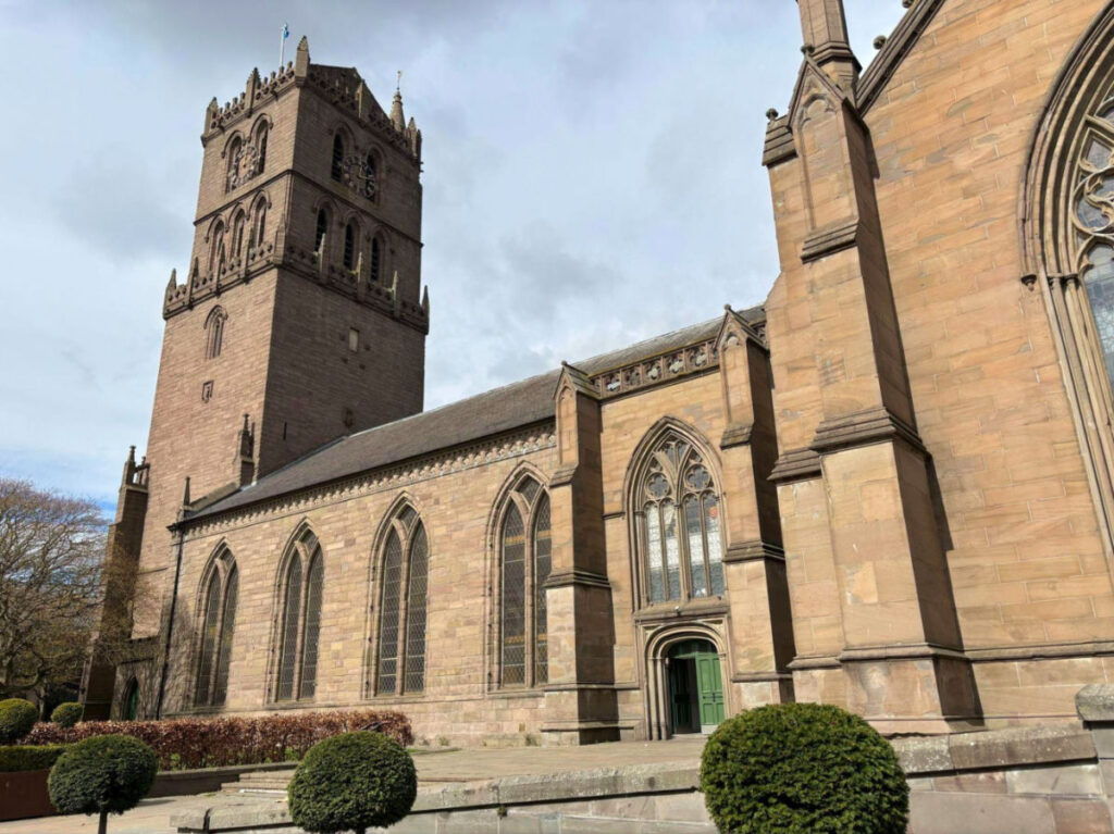View outside the Steeple Church in Dundee