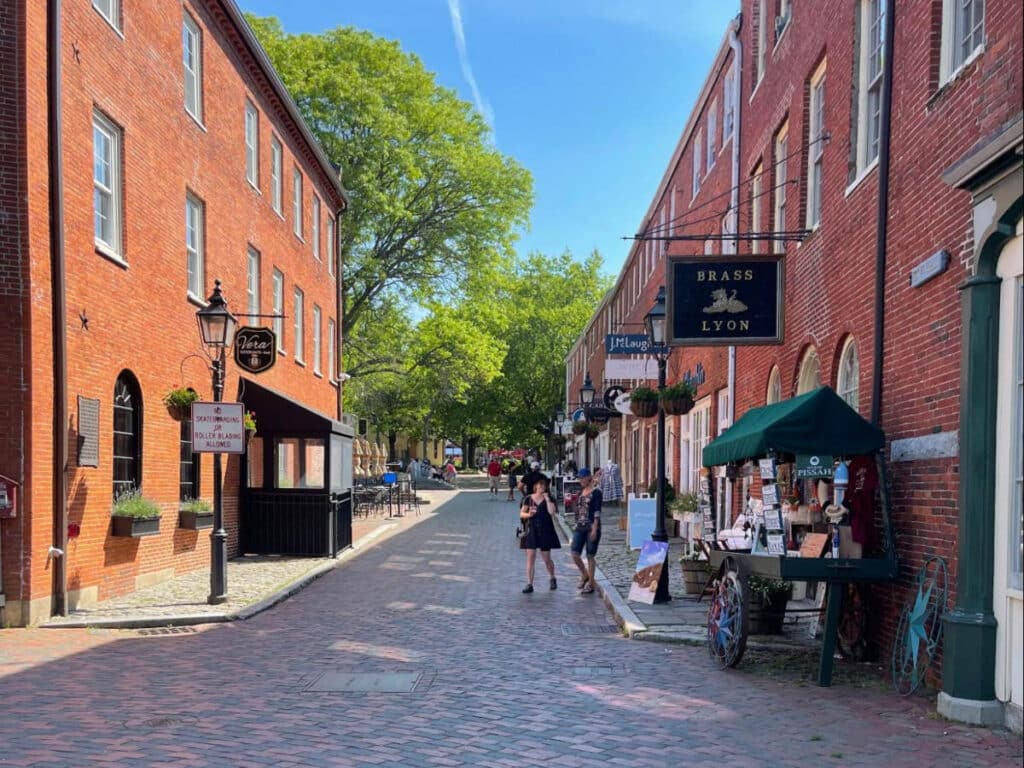 Clear blue sky over an area in Newburyport
