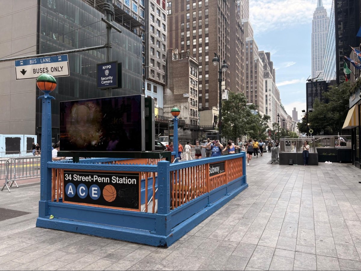 View of the Special edition subway painting for New York Knicks Final, 2026