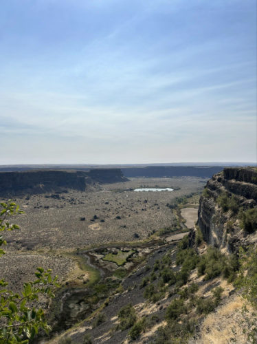 Overlooking view of the Sun Lakes-Dry Falls State Park