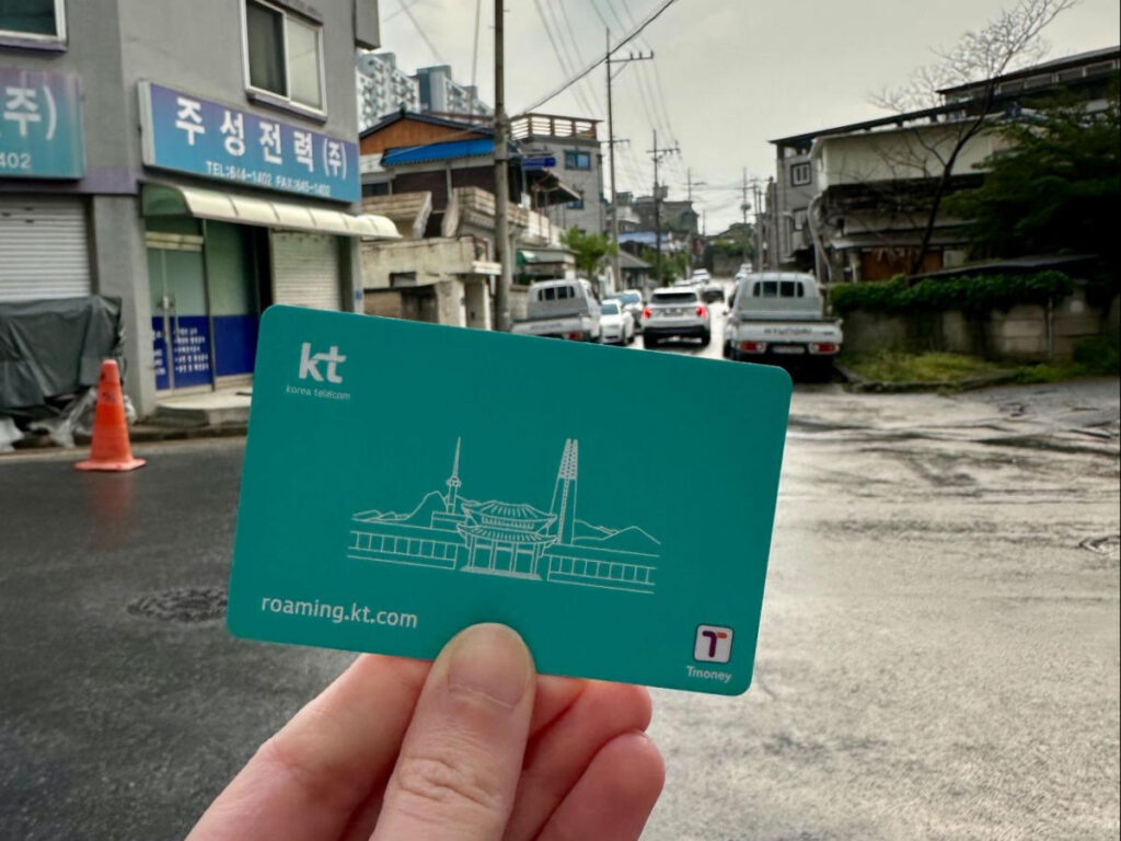 Holding a T-Money card