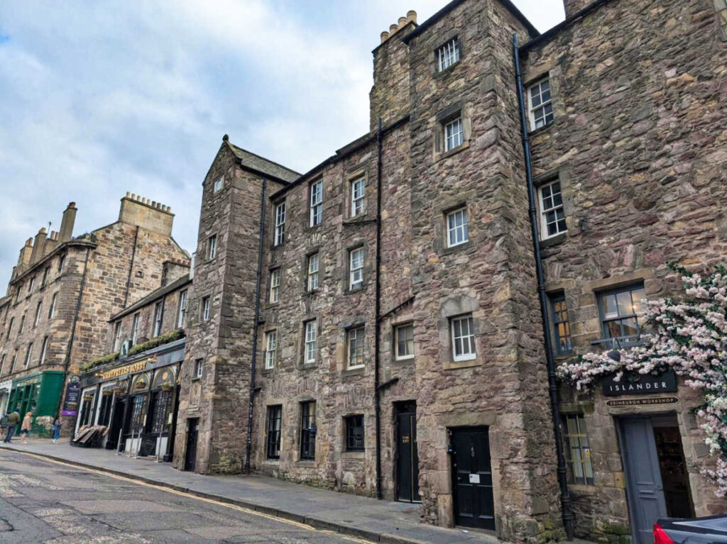 Panoramic view of the buildings of Tenements on Candlemaker Row