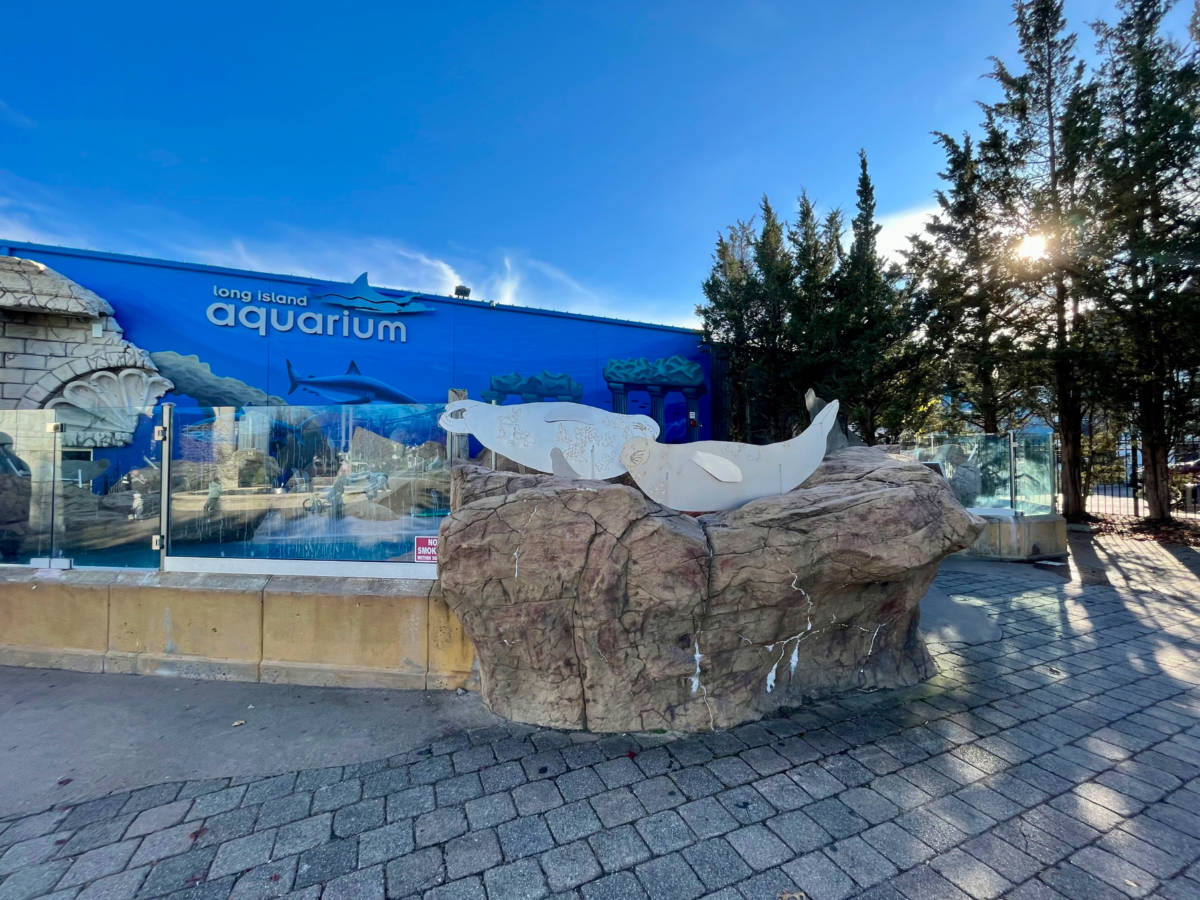 The front of the Long Island Aquarium
