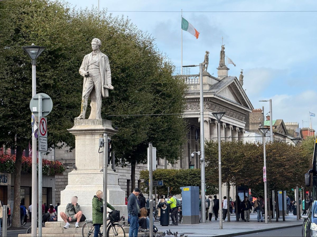View of the statue at The O’Connell Street