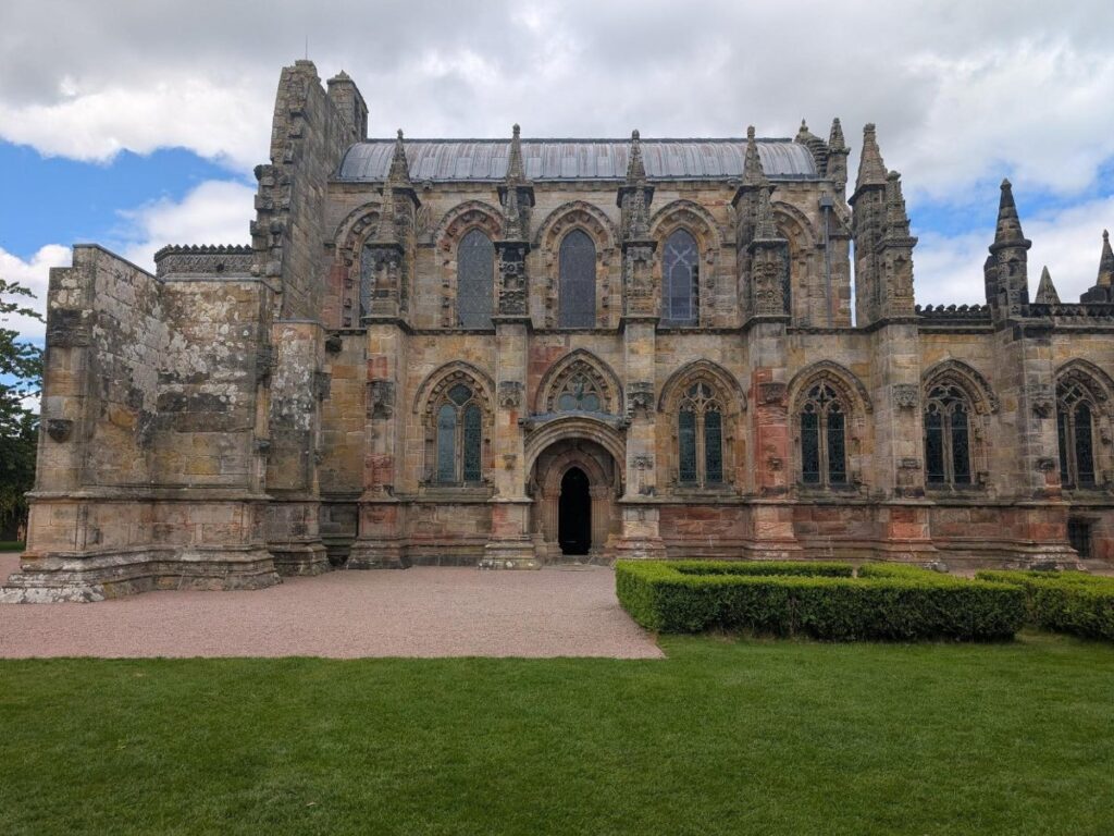 View outside the Rosslyn Chapel