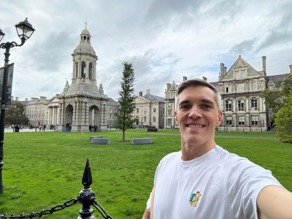 Travel Lemming founder Nate taking a selfie at The Trinity College Campus