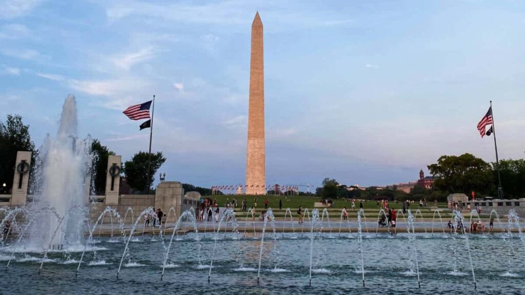 View of The World War II Memorial and Washington Monument in the summer