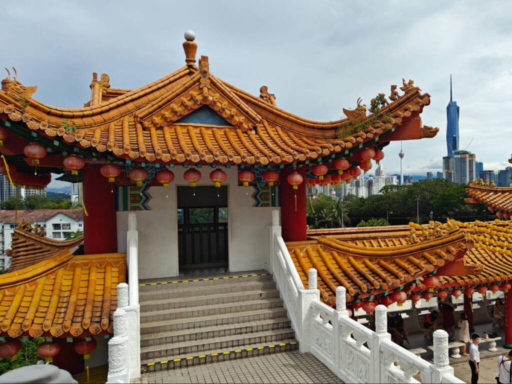View of the lantern at the pagodas of Thean Hou Temple