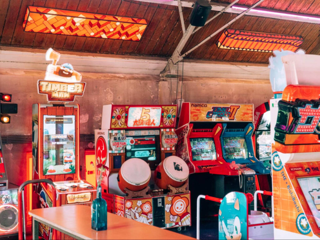 Arcade games at TonTon Club