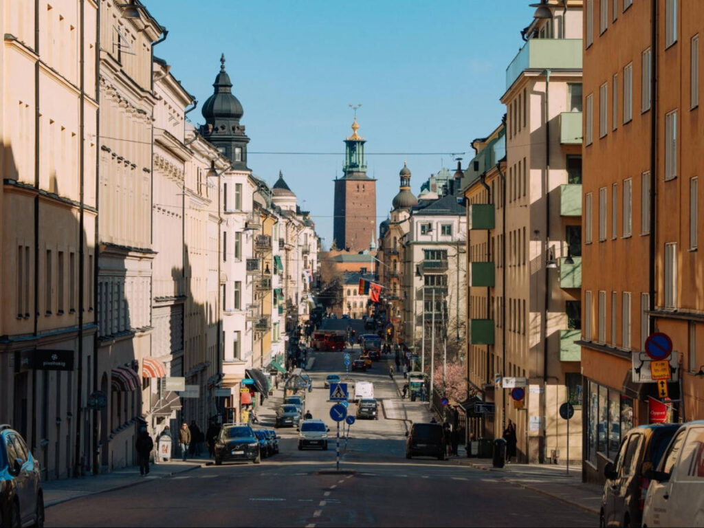 The Stadshuset towering above the streets in Kungsholmen