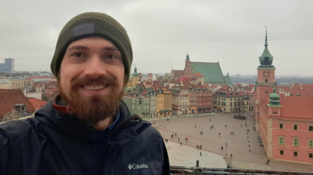 Travel Lemming author Matthew snaps a selfie in the Old Town district of Warsaw