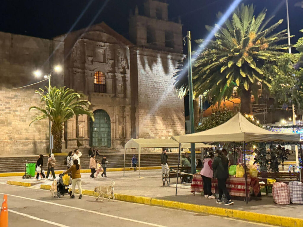View of the Urubamba’s town square at night