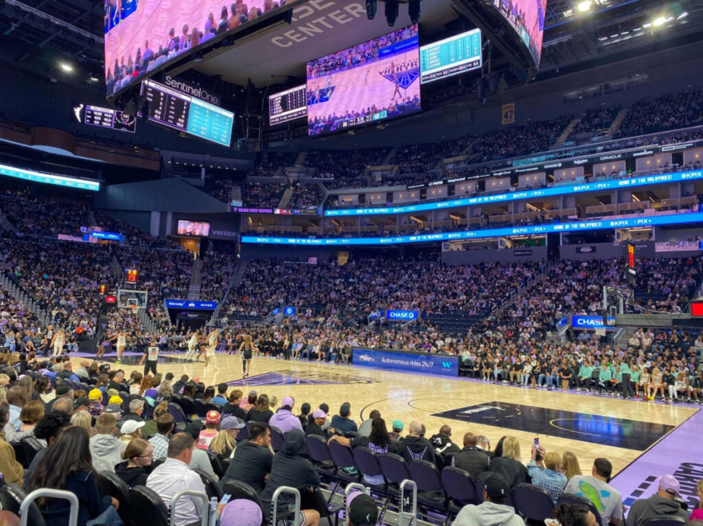 The crowd watching the Valkyries game