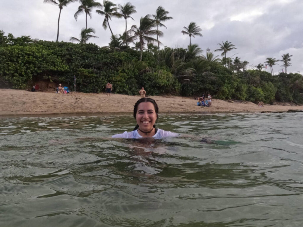 The author Vanessa Ramos, swimming in Playa Peña