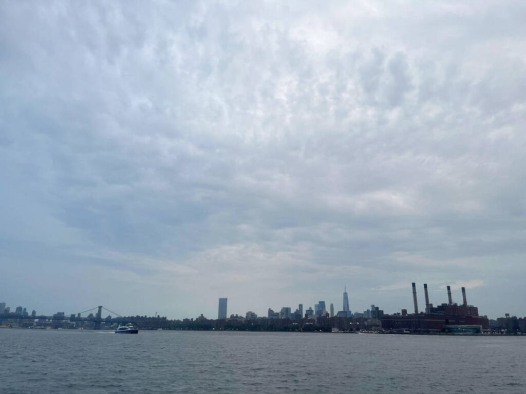 Panoramic view of the WNYC Transmitter Park skyline