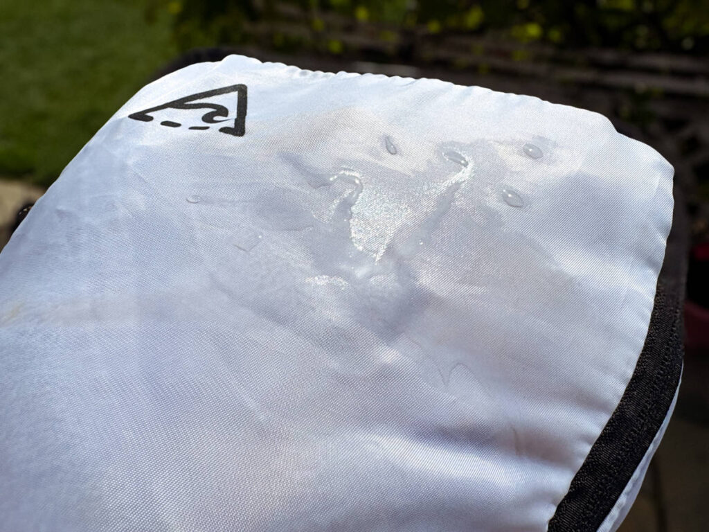 View of the wet compressed packing cube