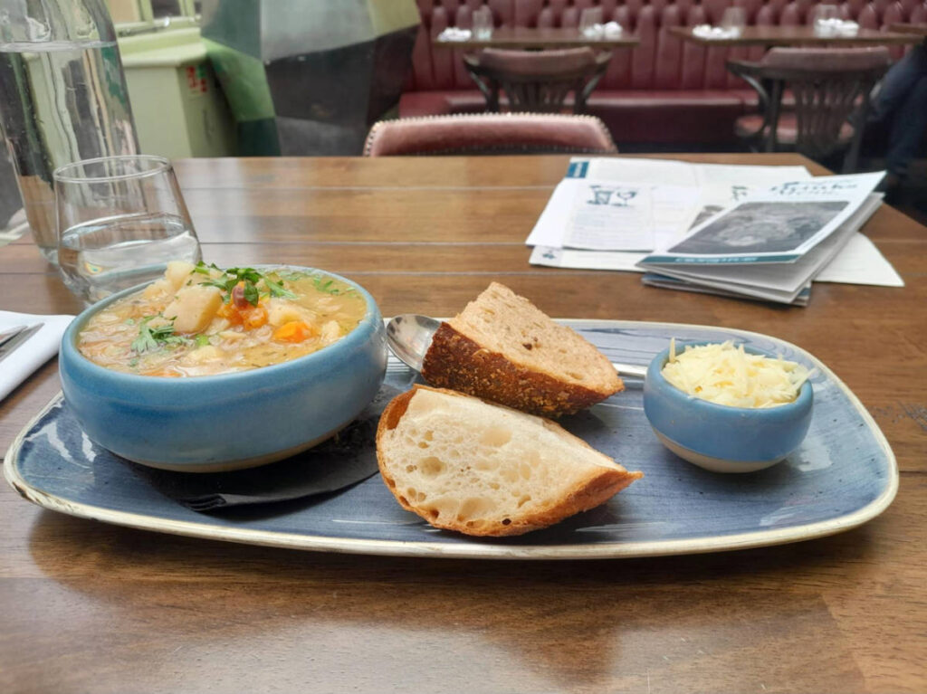 A Welsh stew and bread at Daffodil