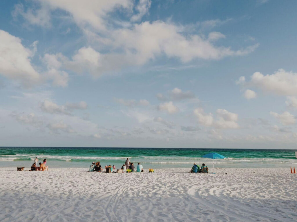 View of people relaxing at the White-sand beach in Destin