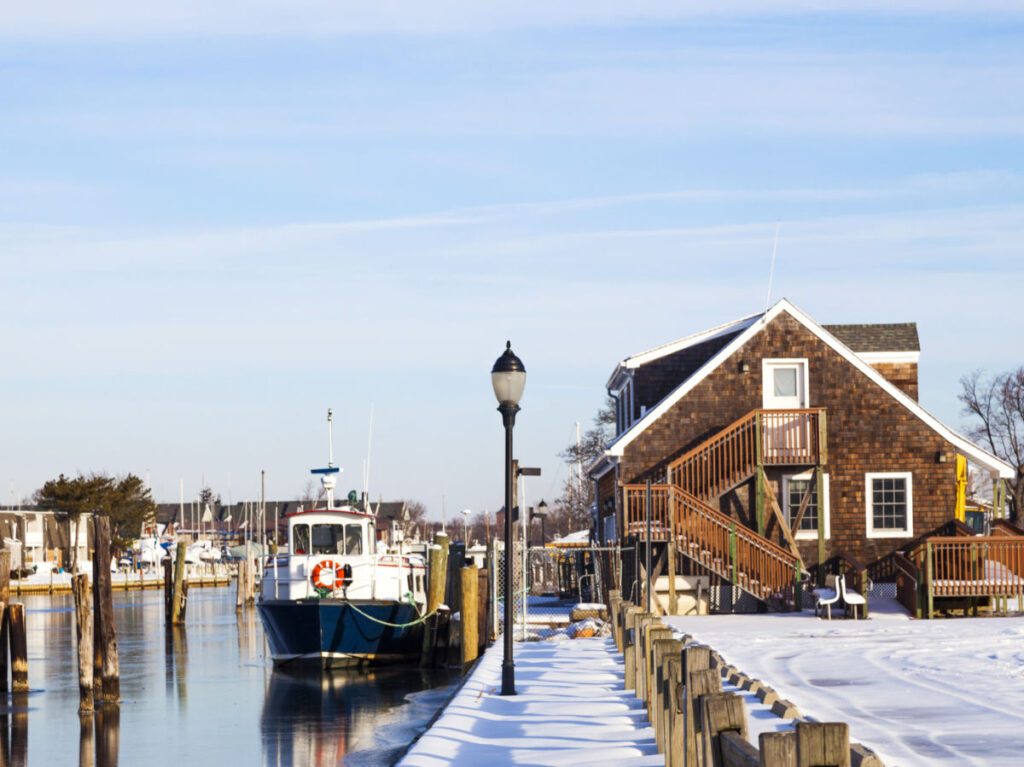 Fire Island ferry docked at Davis park in the winter